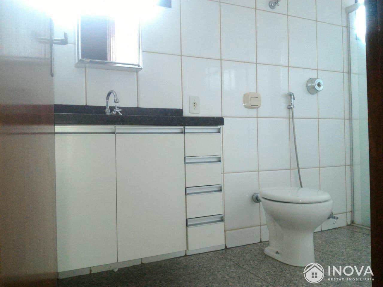 Apartamento à venda com 2 quartos, 200m² - Foto 5