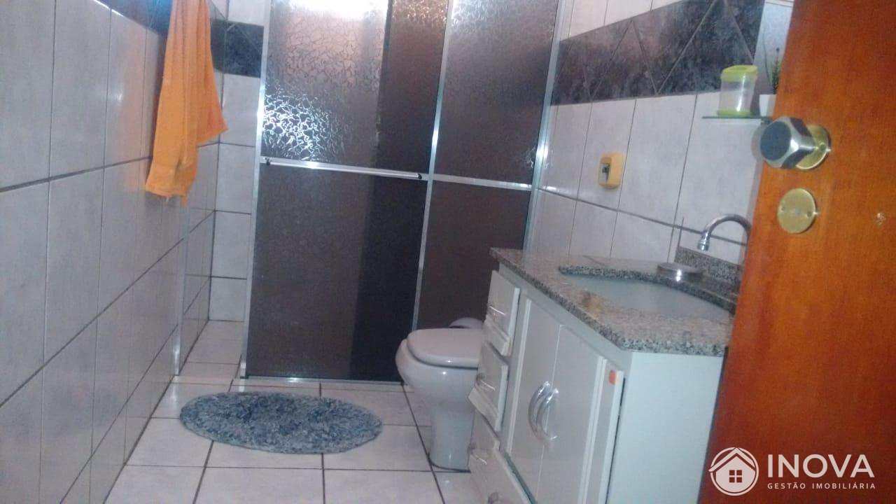 Casa à venda com 2 quartos, 197m² - Foto 14