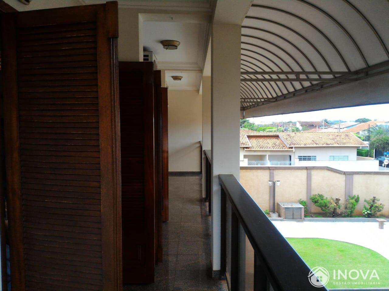 Casa à venda e aluguel, 641m² - Foto 7