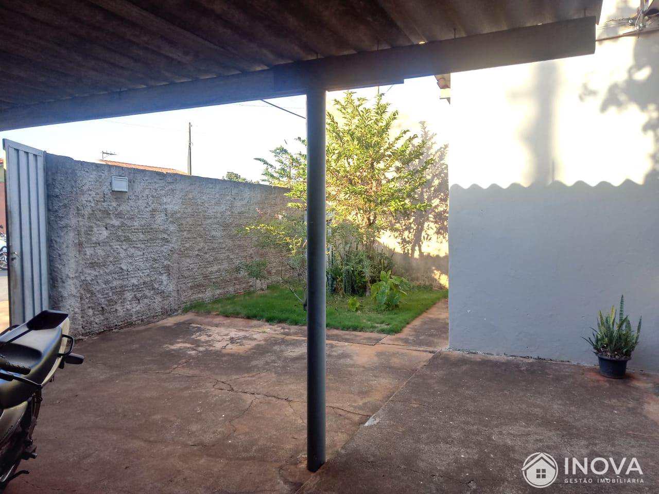 Casa à venda com 3 quartos, 220m² - Foto 13