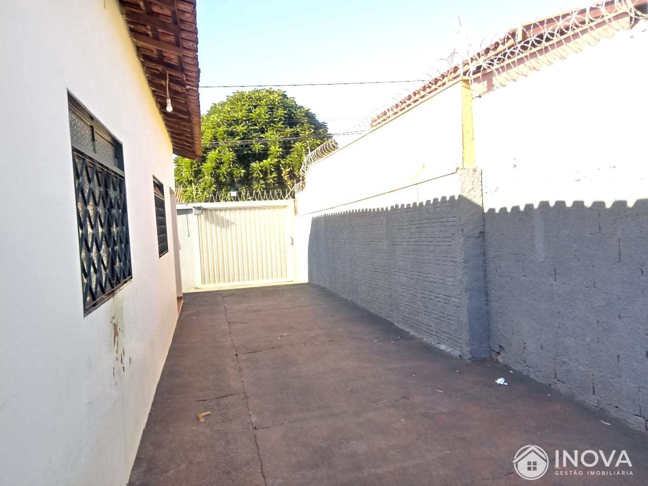 Casa à venda com 2 quartos, 363m² - Foto 6