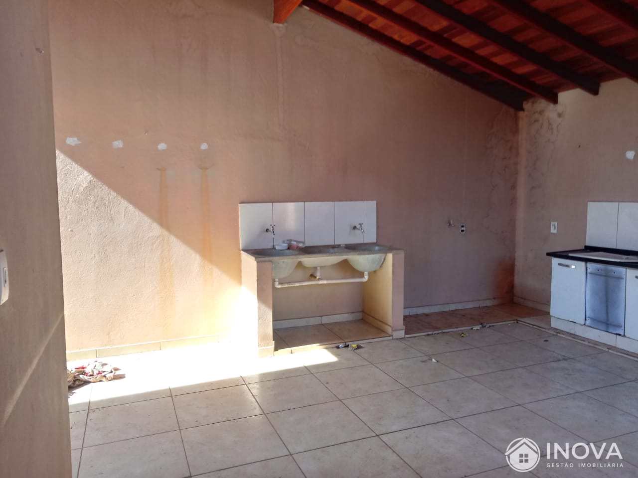 Casa à venda com 2 quartos, 147m² - Foto 12