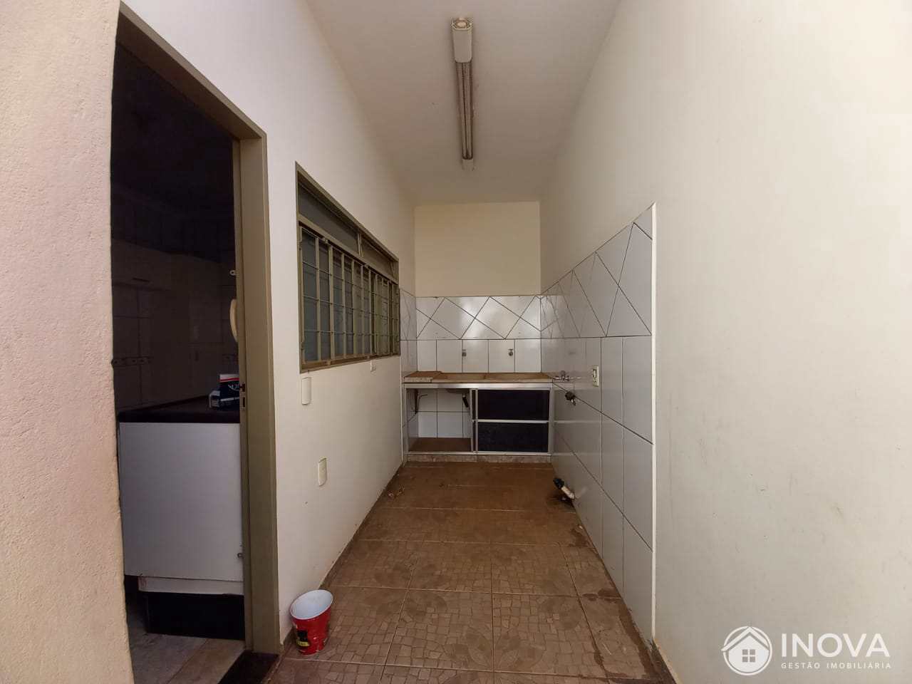 Sobrado à venda com 2 quartos, 331m² - Foto 16