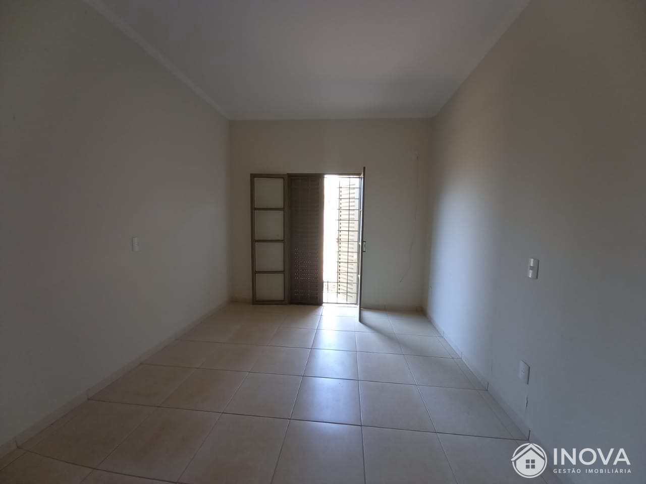 Sobrado à venda com 2 quartos, 331m² - Foto 33