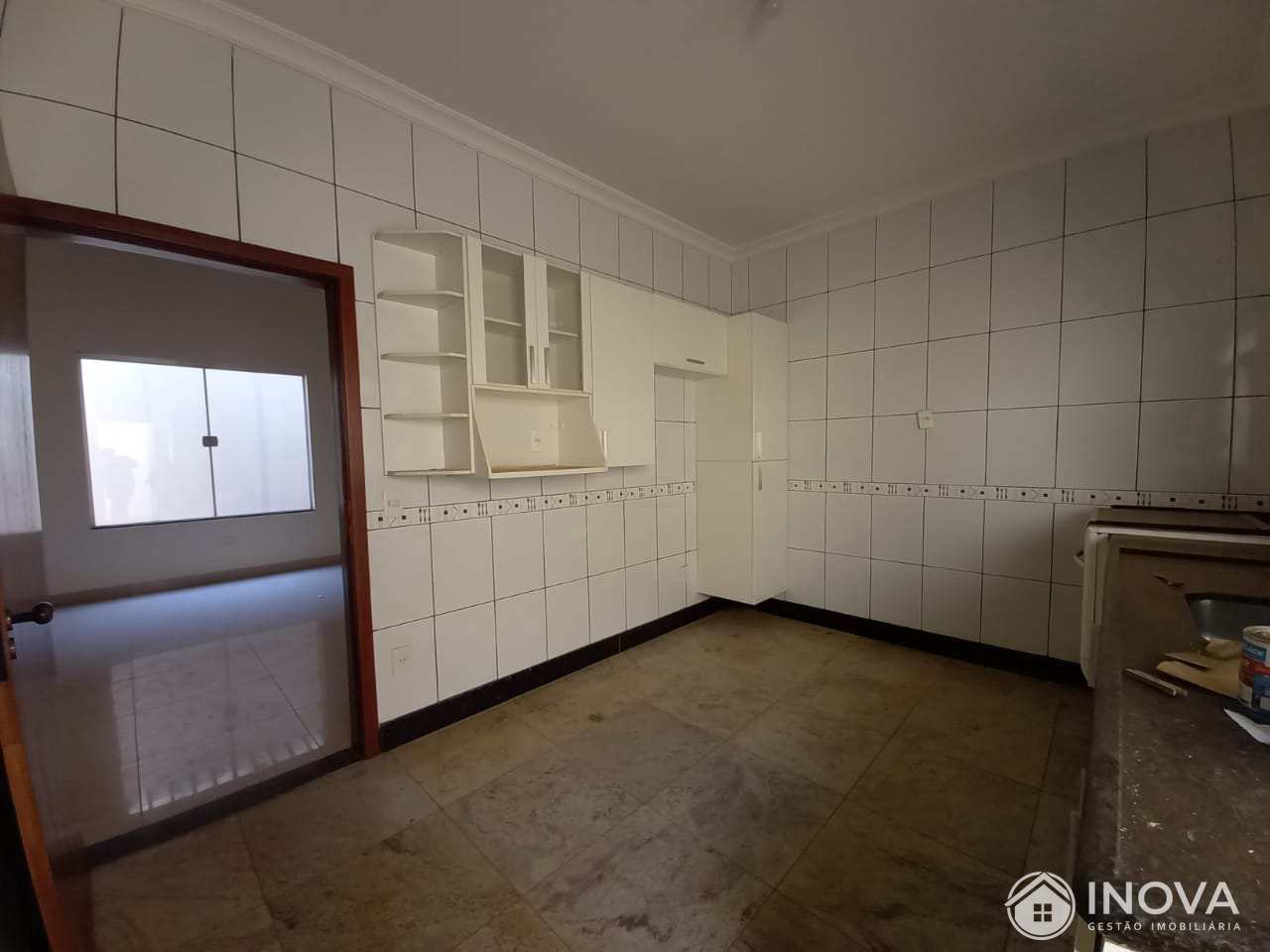 Sobrado à venda com 2 quartos, 331m² - Foto 43