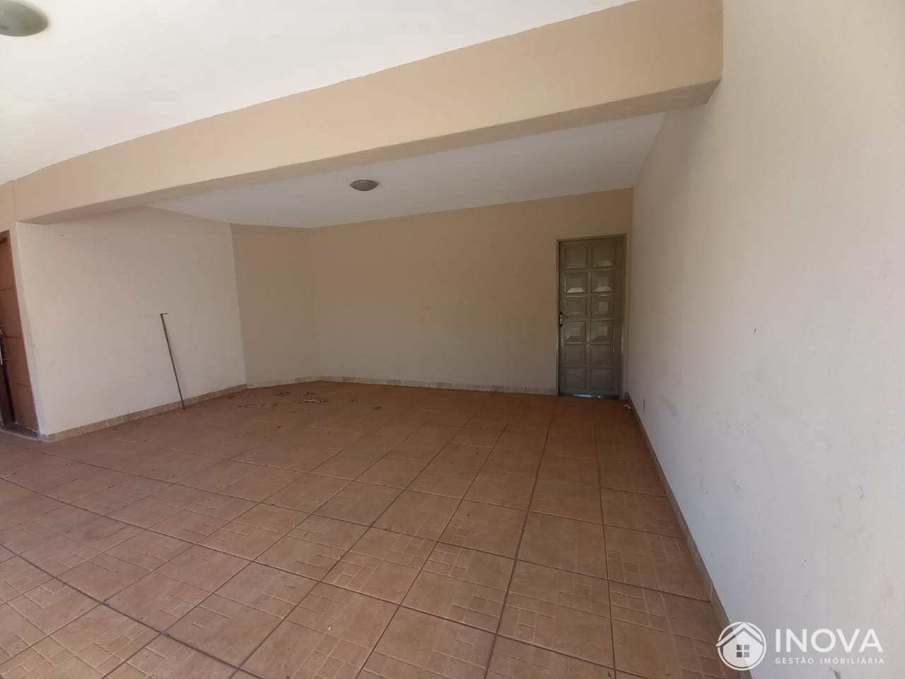 Sobrado à venda com 2 quartos, 331m² - Foto 41