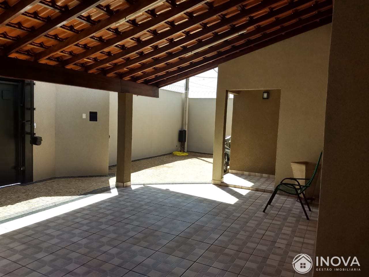 Casa à venda com 2 quartos, 120m² - Foto 10