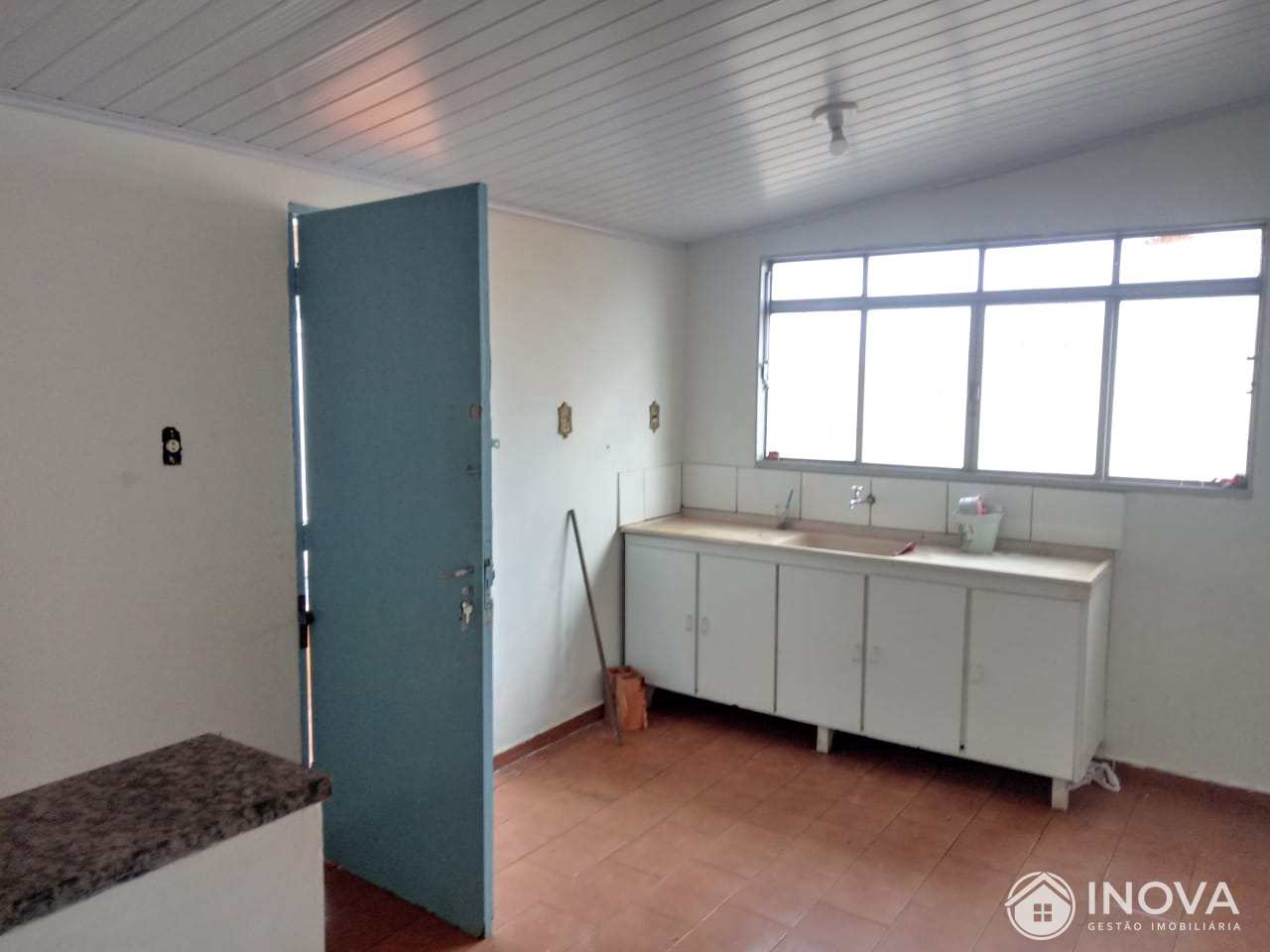 Casa à venda com 2 quartos, 87m² - Foto 7