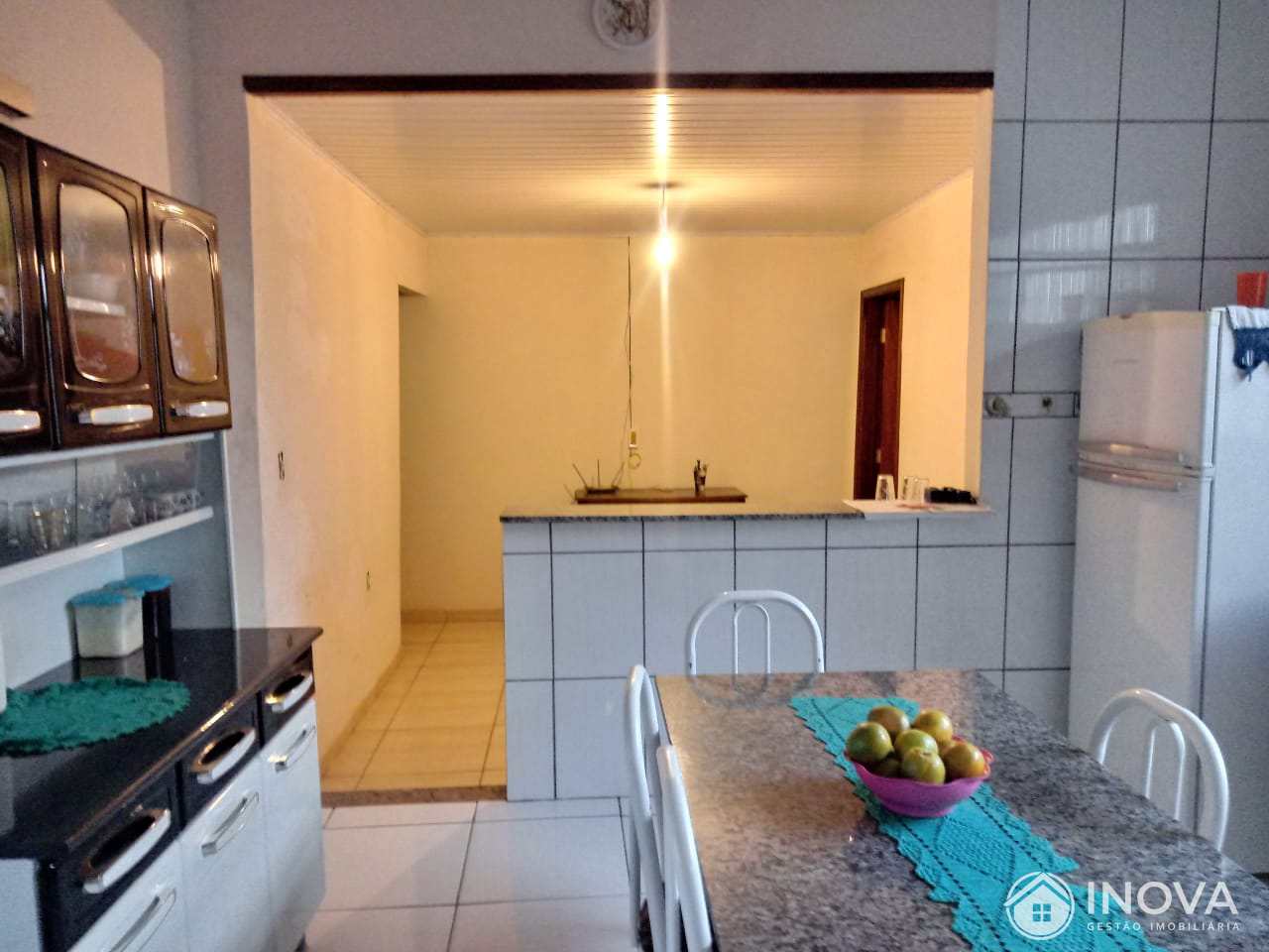 Casa à venda com 2 quartos, 180m² - Foto 9