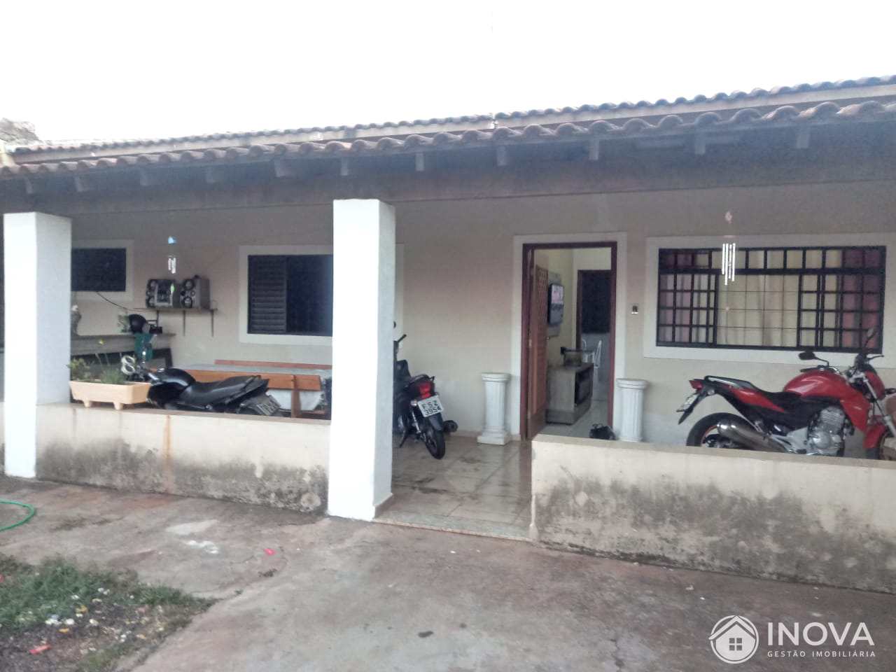 Casa à venda com 2 quartos, 180m² - Foto 14