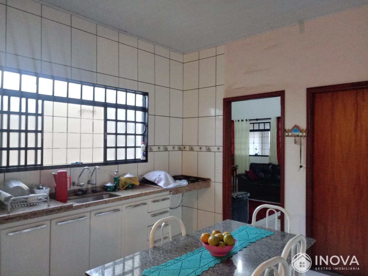 Casa à venda com 2 quartos, 180m² - Foto 18