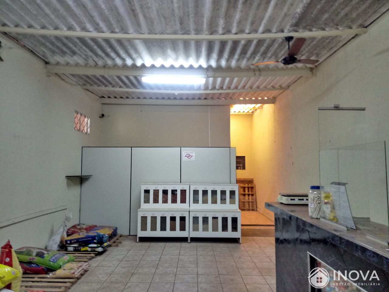 Casa à venda com 3 quartos, 220m² - Foto 17