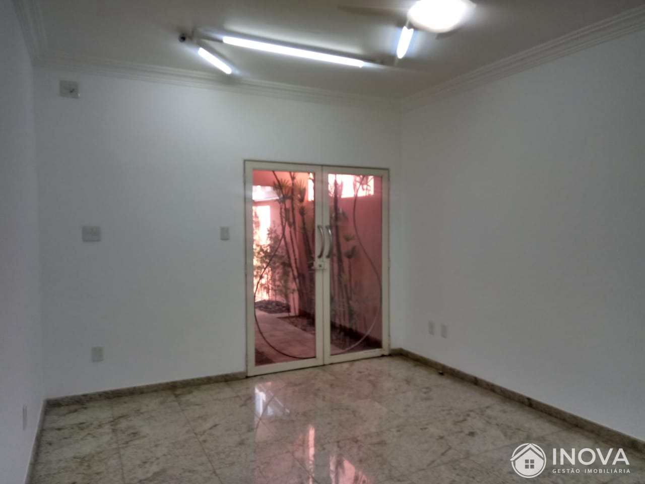 Conjunto Comercial-Sala para alugar, 242m² - Foto 2