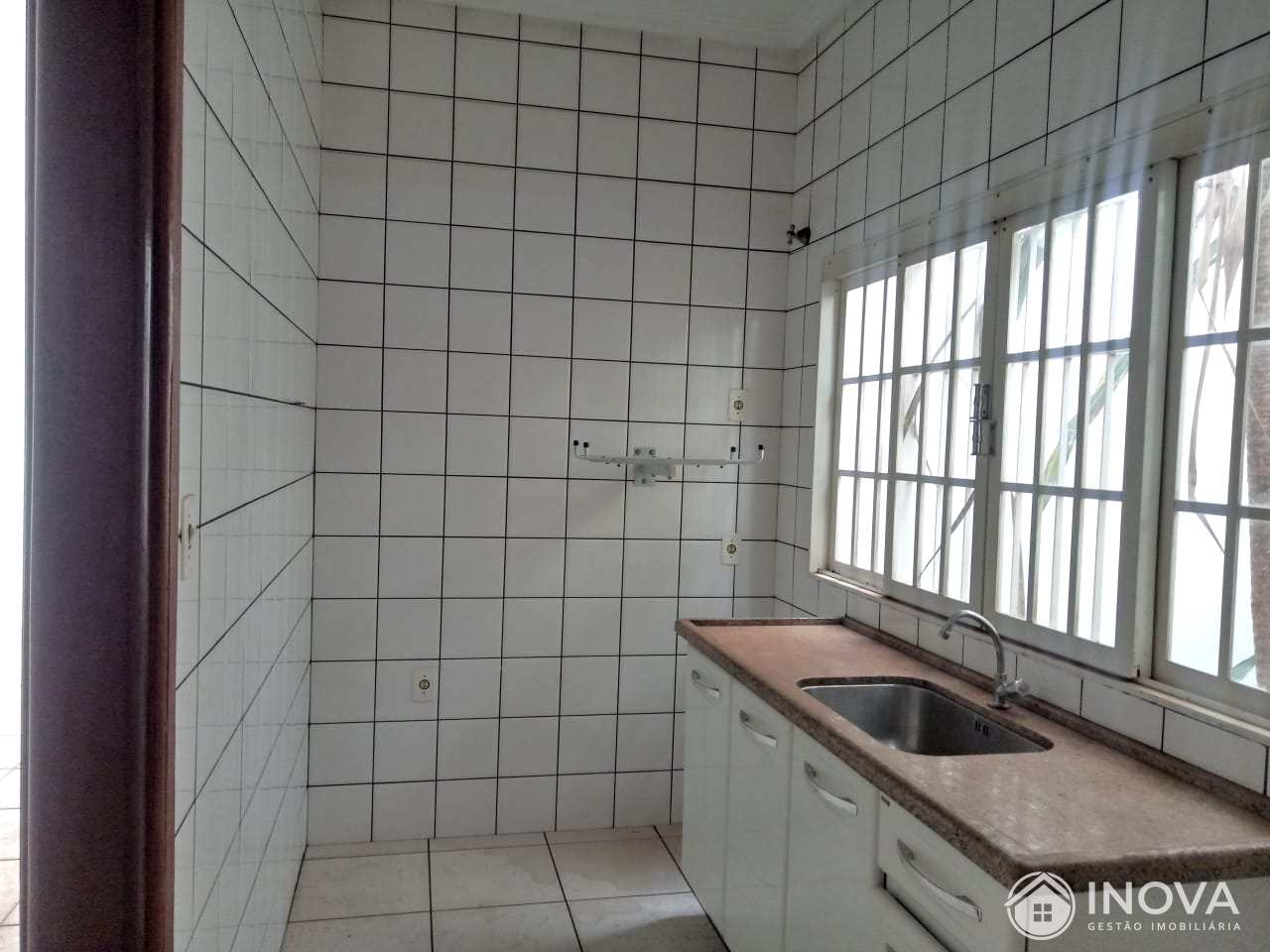 Apartamento para alugar com 2 quartos, 160m² - Foto 18