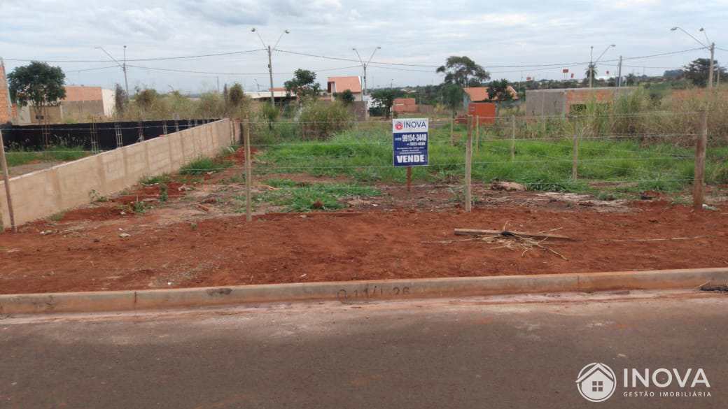 Terreno à venda, 200m² - Foto 1