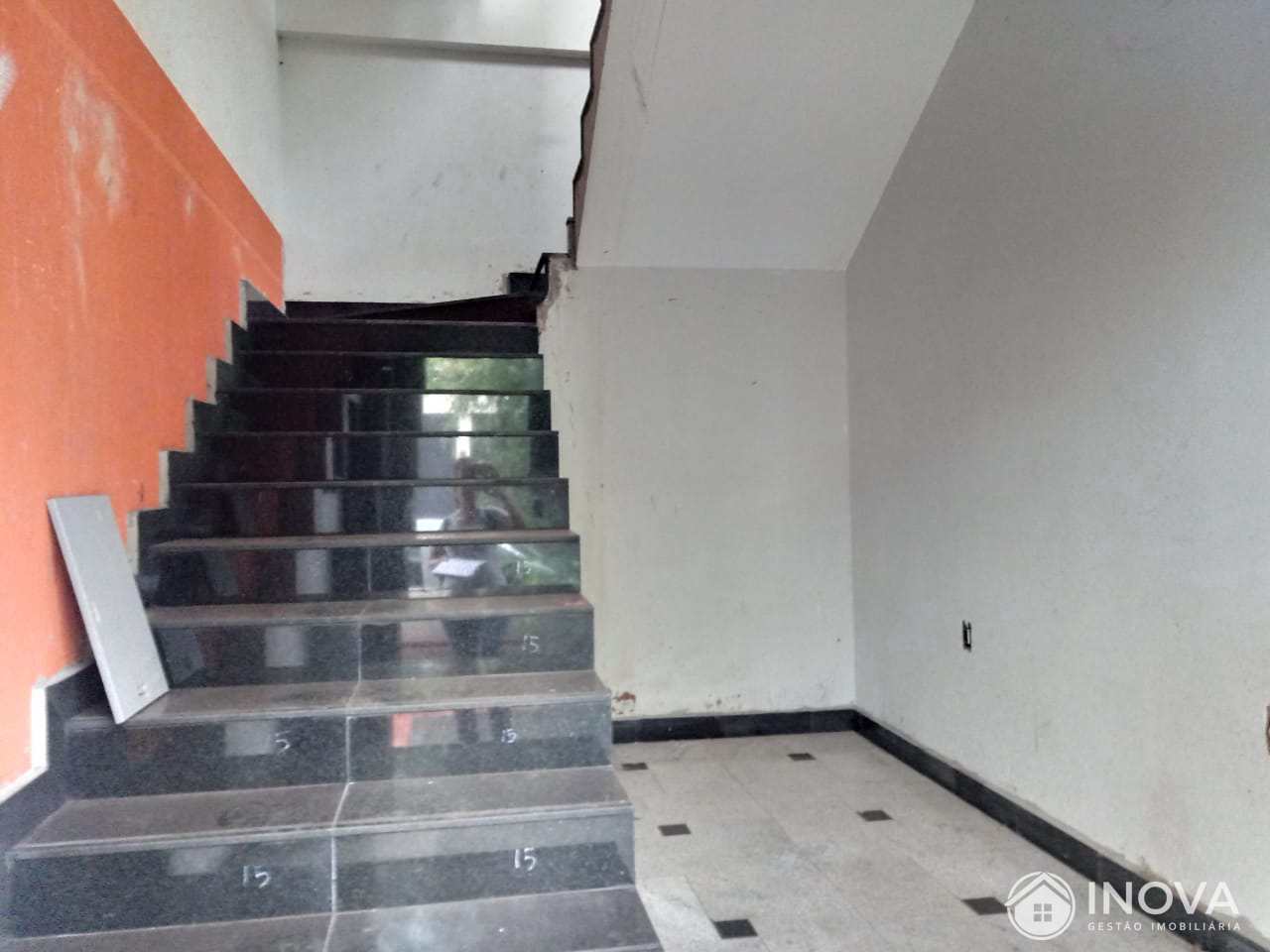 Loja-Salão para alugar, 375m² - Foto 2