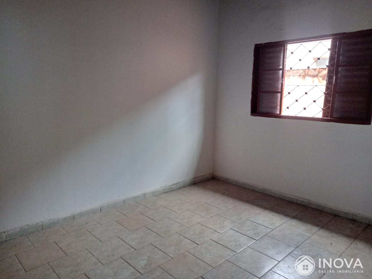 Casa à venda e aluguel com 3 quartos, 94m² - Foto 19