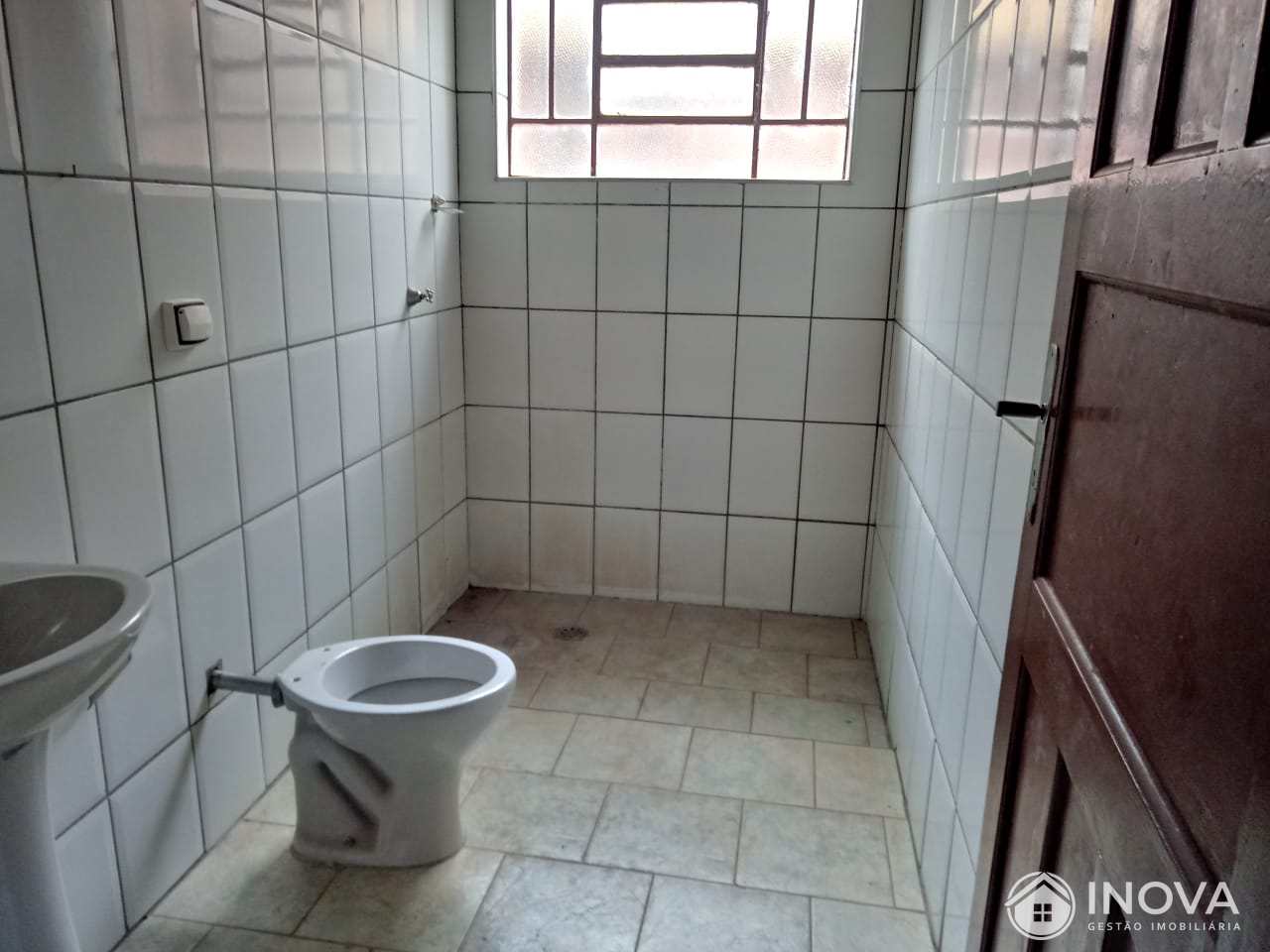 Casa à venda e aluguel com 3 quartos, 94m² - Foto 13