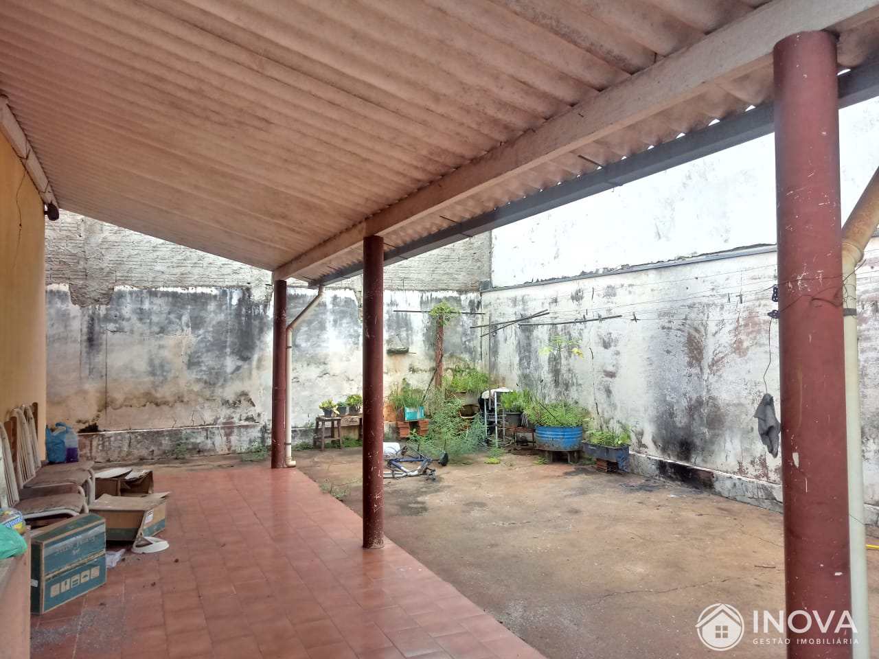 Casa à venda com 3 quartos, 138m² - Foto 11