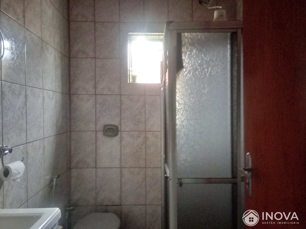 Casa à venda com 3 quartos, 68m² - Foto 12