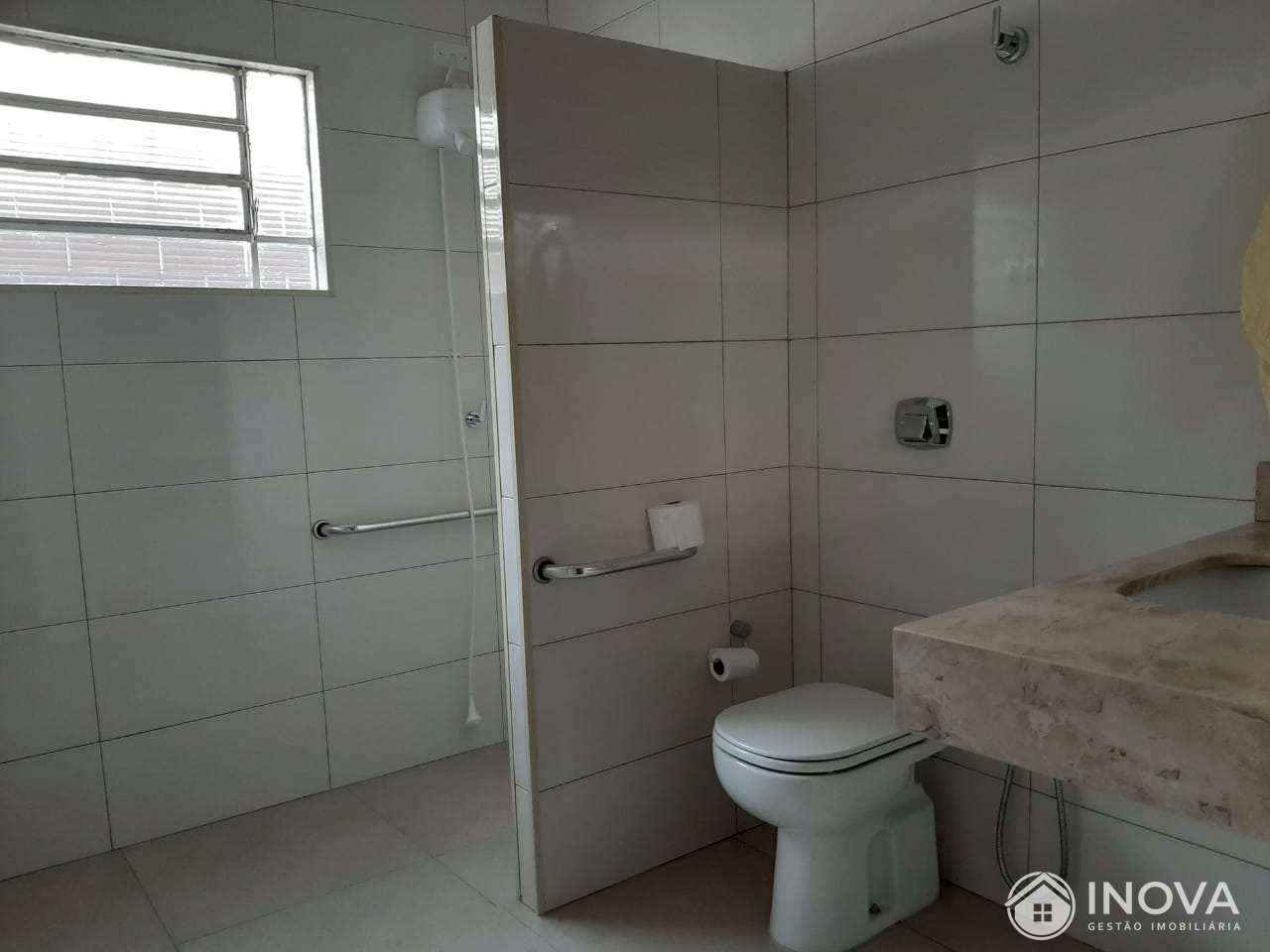 Casa à venda com 3 quartos, 200m² - Foto 5