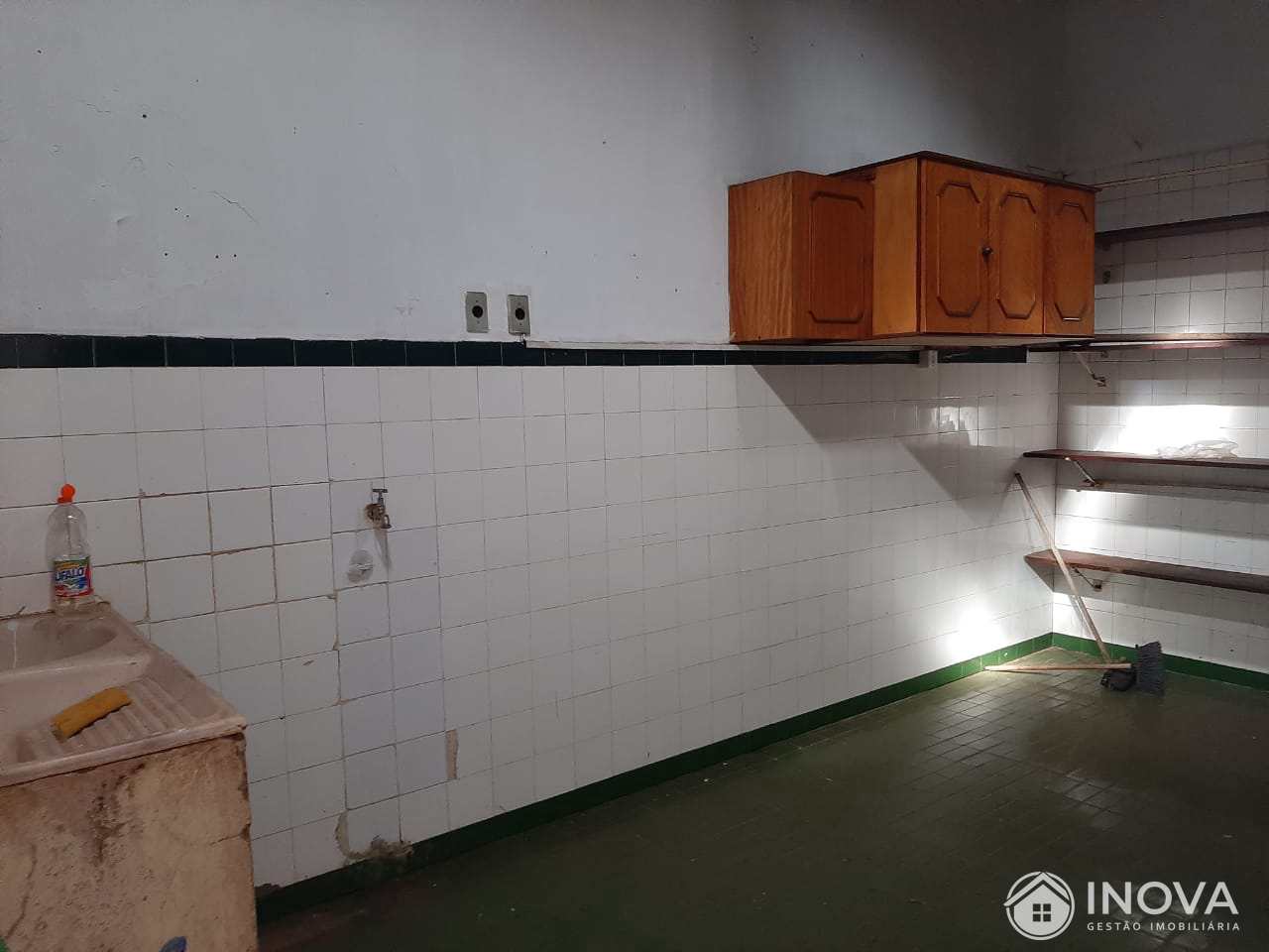 Casa à venda com 3 quartos, 200m² - Foto 10