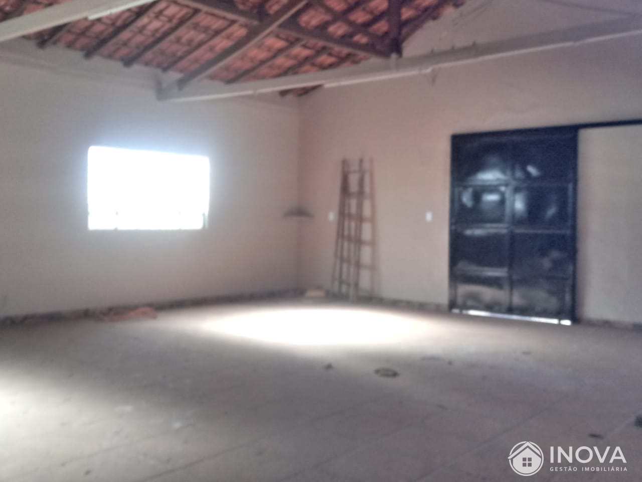 Depósito-Galpão-Armazém para alugar, 75m² - Foto 2