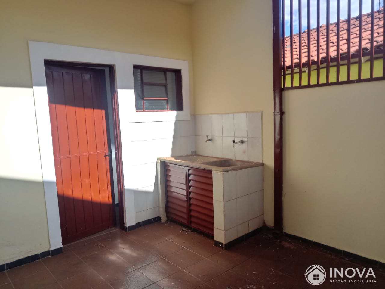 Casa à venda com 2 quartos, 105m² - Foto 18