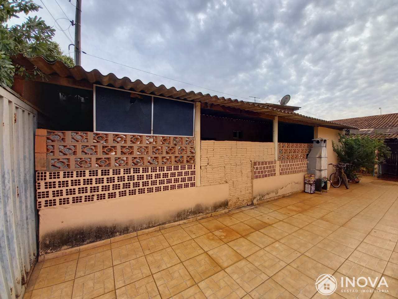 Casa à venda com 5 quartos, 169m² - Foto 3