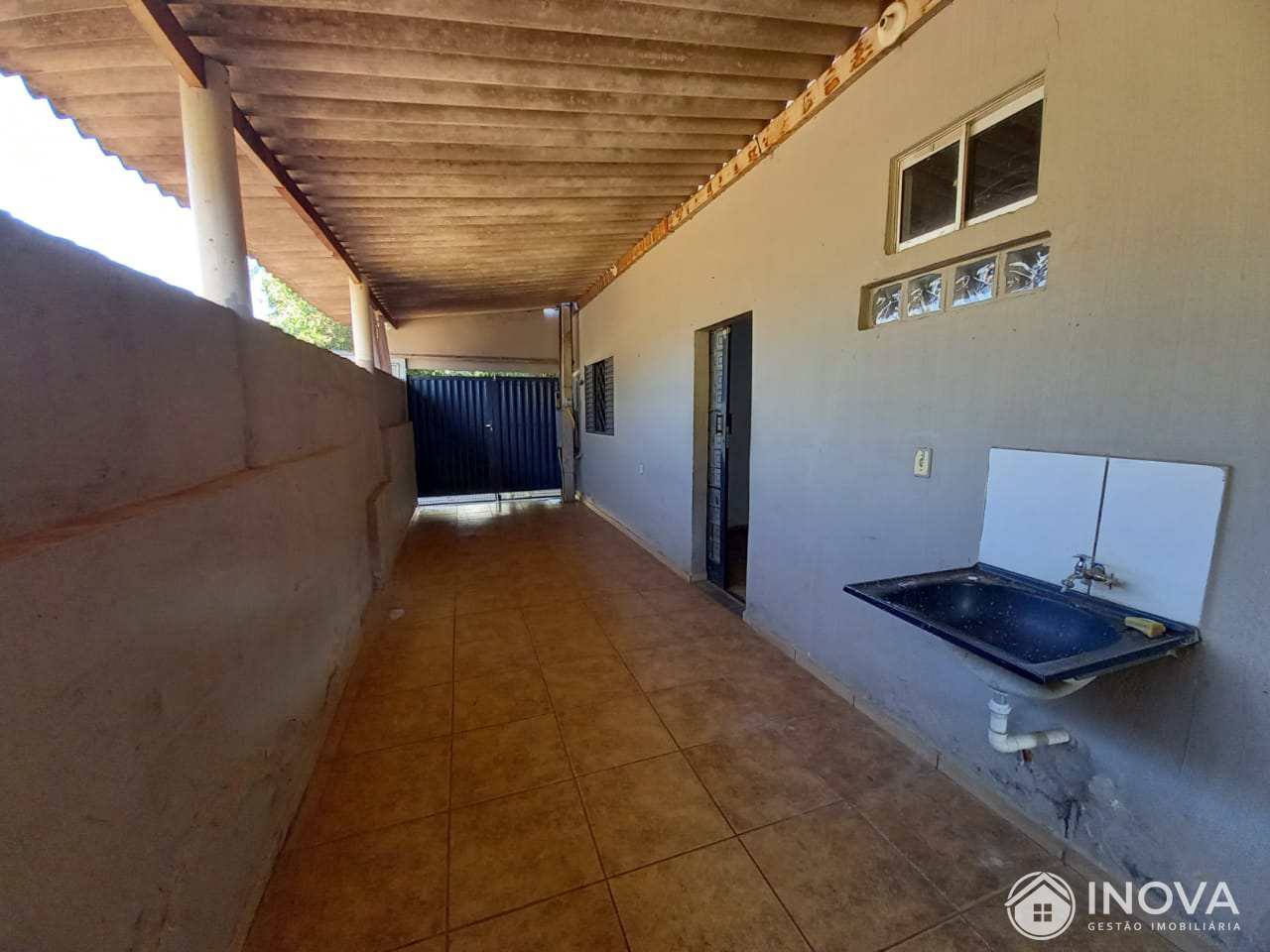 Casa à venda com 5 quartos, 169m² - Foto 6