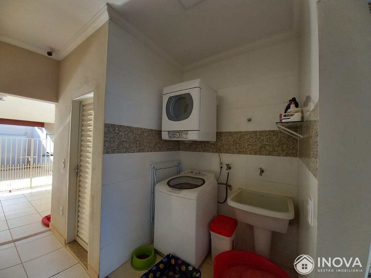 Casa à venda com 2 quartos, 190m² - Foto 31