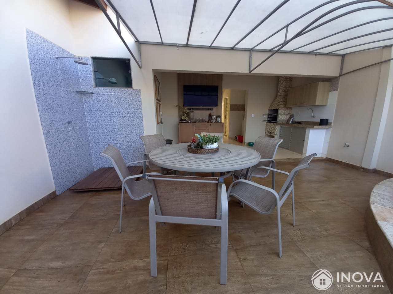 Casa à venda com 2 quartos, 190m² - Foto 32