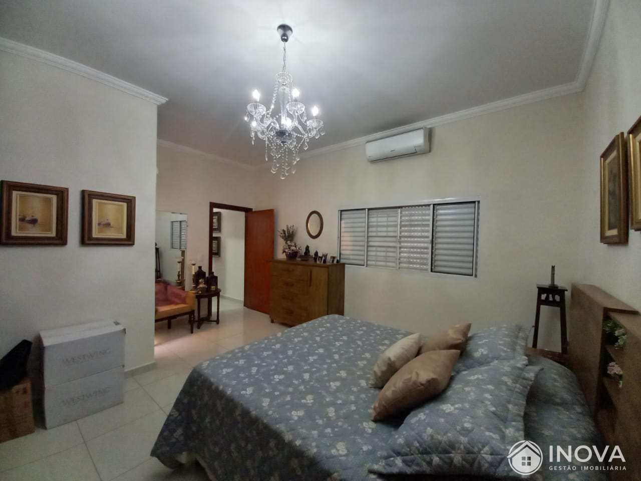 Casa à venda com 2 quartos, 190m² - Foto 18