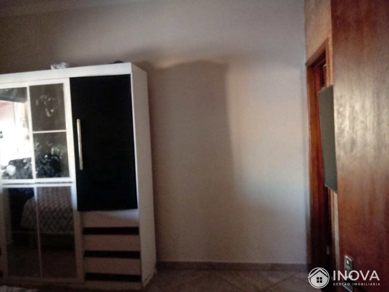 Casa à venda com 1 quarto, 115m² - Foto 12