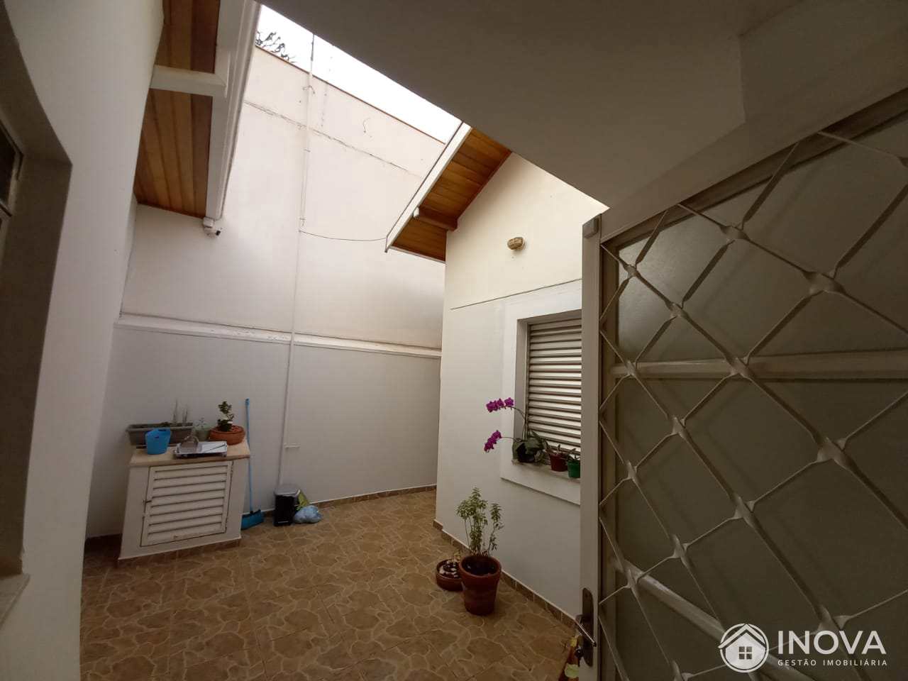 Casa à venda com 2 quartos, 195m² - Foto 11