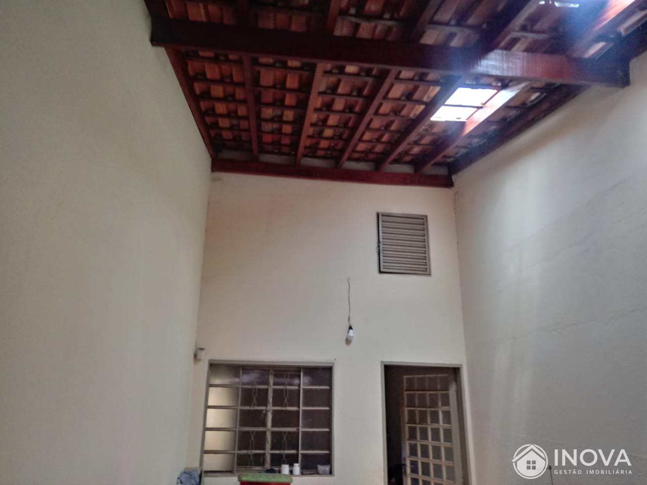 Casa à venda e aluguel com 2 quartos, 151m² - Foto 4