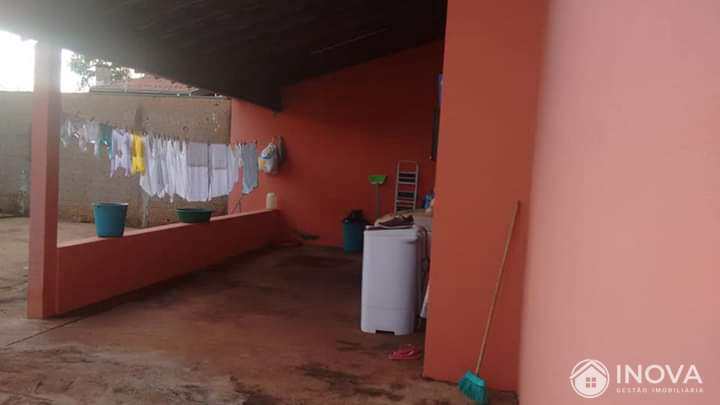 Casa à venda com 2 quartos, 140m² - Foto 11