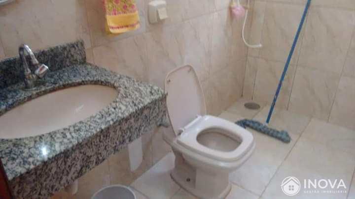 Casa à venda com 2 quartos, 140m² - Foto 8