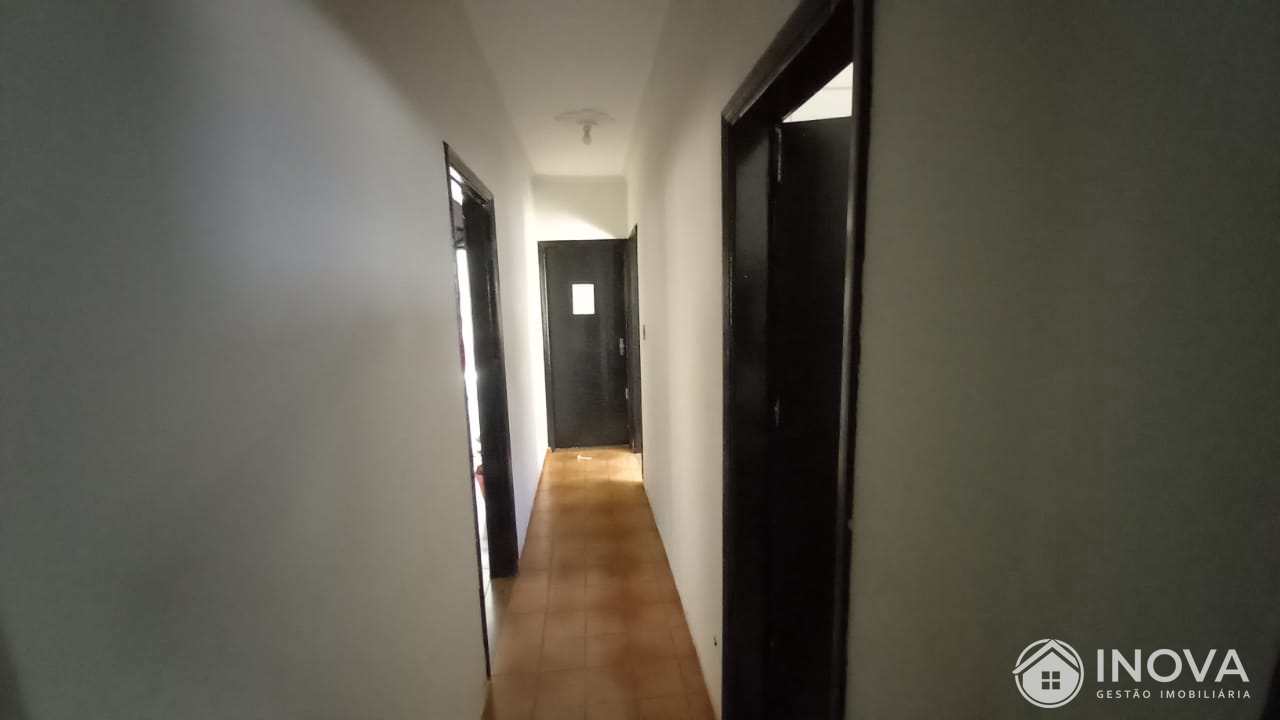 Casa à venda com 5 quartos, 167m² - Foto 20