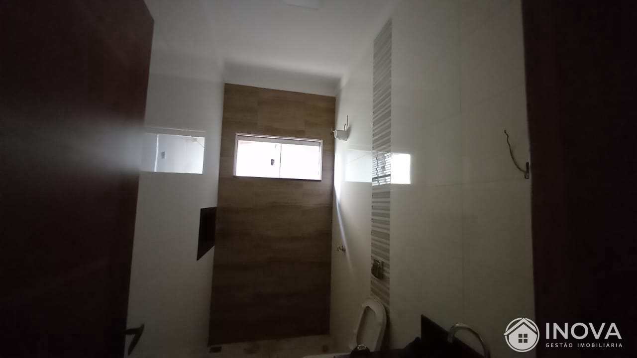 Casa à venda com 2 quartos, 270m² - Foto 9