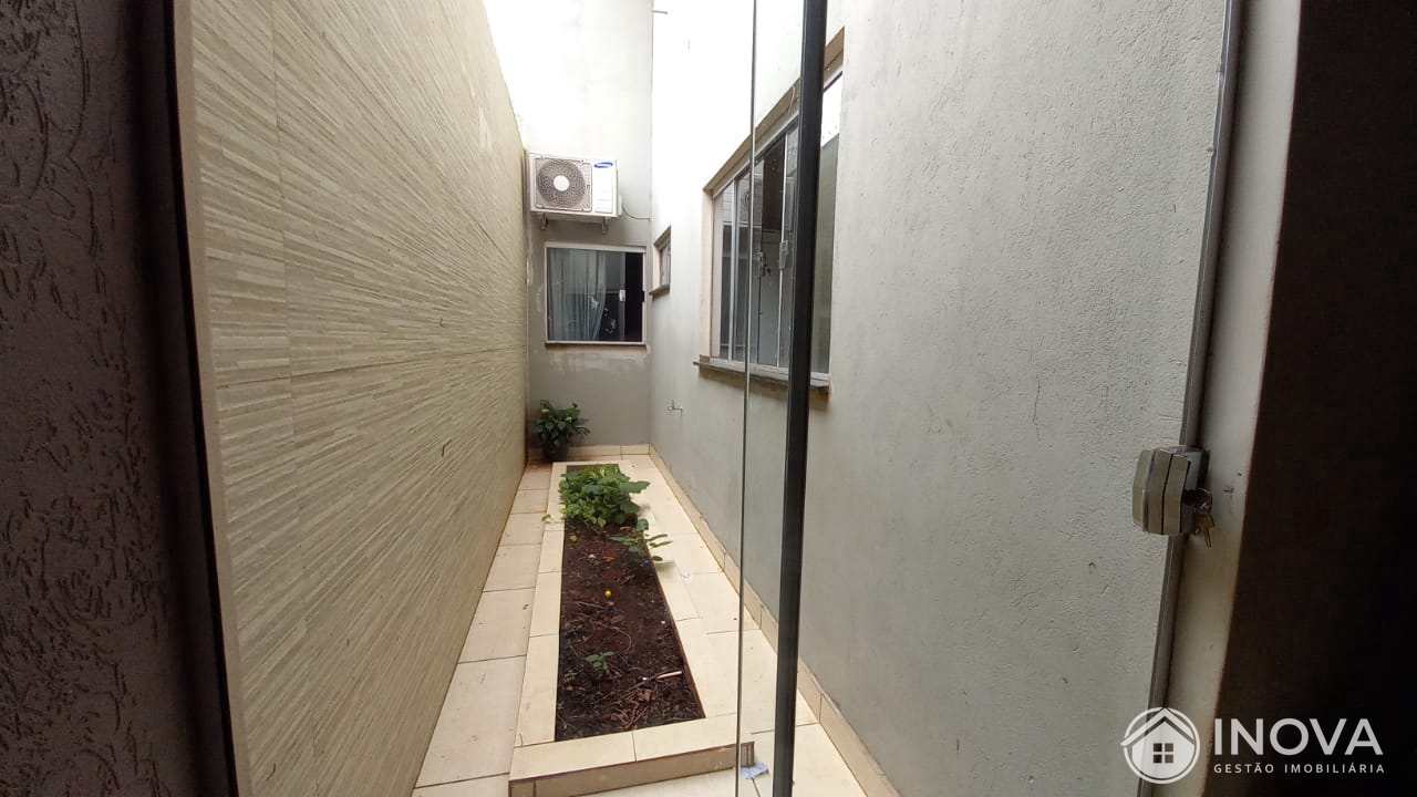 Casa à venda com 2 quartos, 270m² - Foto 26