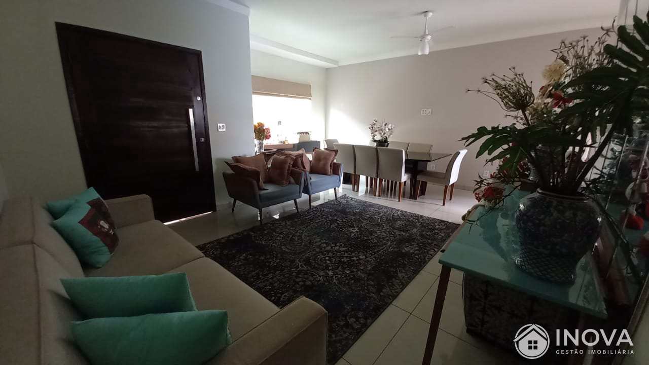 Casa à venda com 1 quarto, 258m² - Foto 5