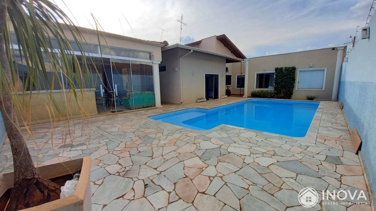 Casa à venda com 1 quarto, 258m² - Foto 25