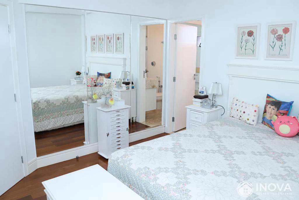 Apartamento à venda com 2 quartos, 150m² - Foto 13