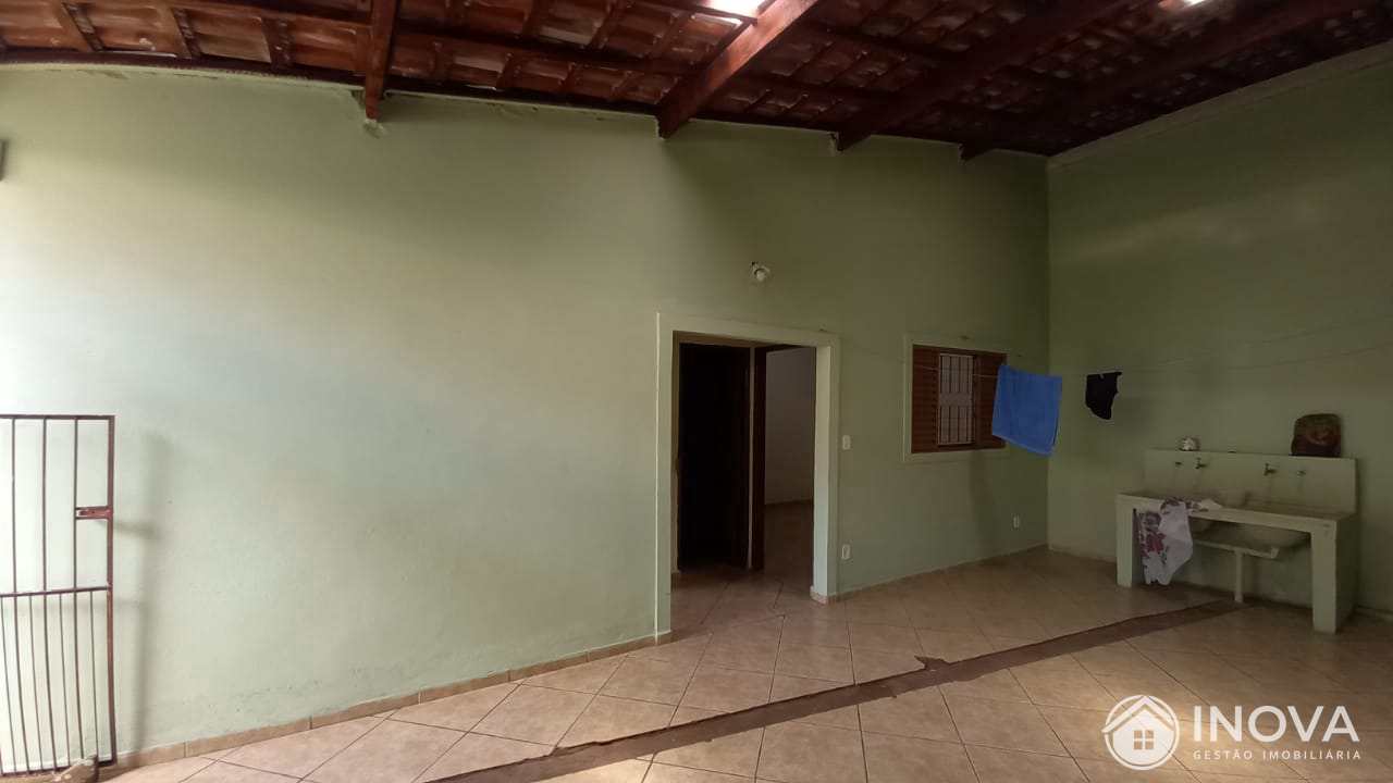 Casa à venda com 3 quartos, 102m² - Foto 7