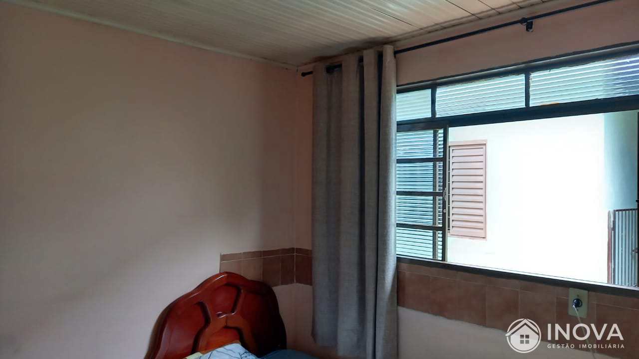 Casa à venda com 3 quartos, 102m² - Foto 12