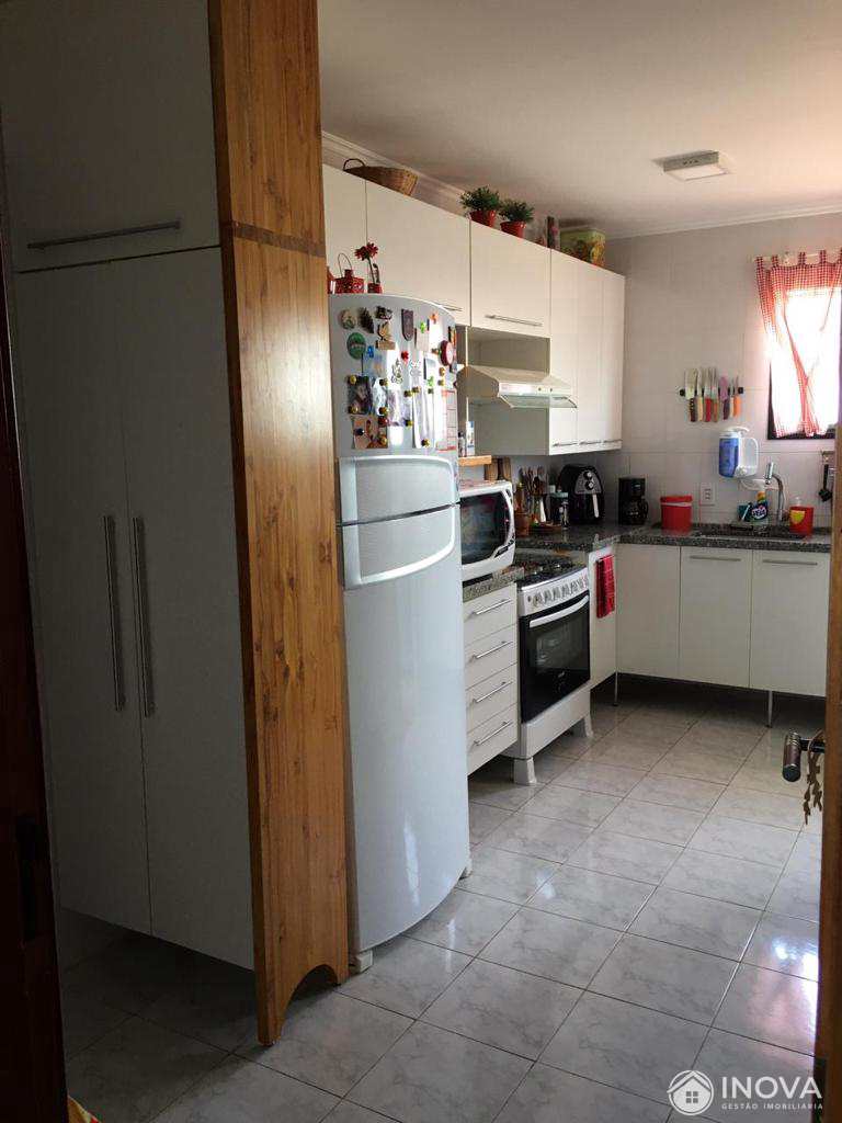 Apartamento à venda com 2 quartos, 132m² - Foto 13