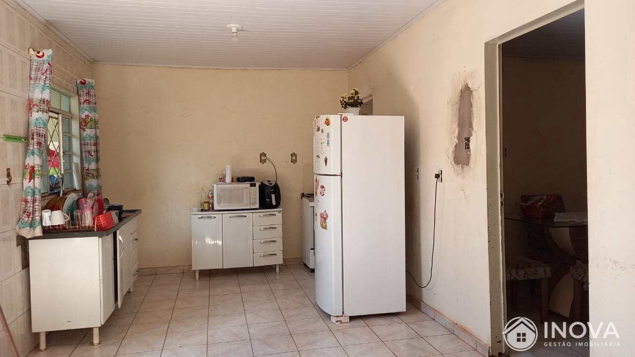 Casa à venda com 3 quartos, 132m² - Foto 13