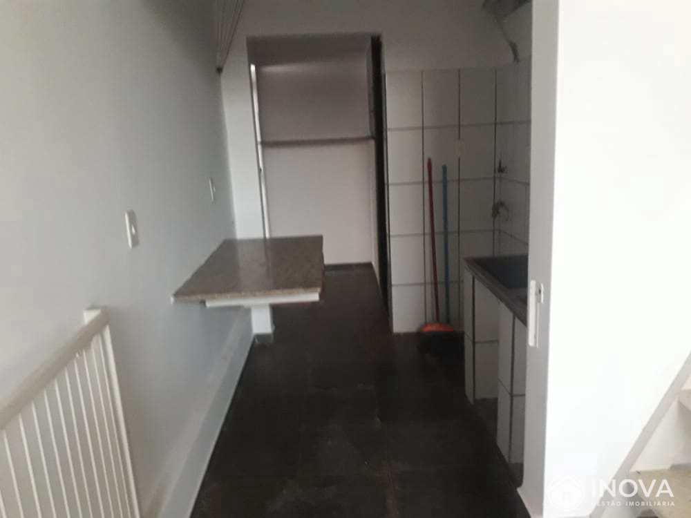 Casa à venda com 3 quartos, 177m² - Foto 18