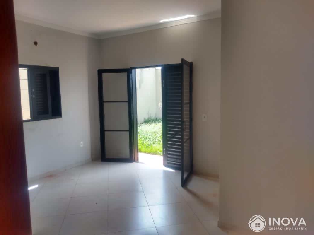 Casa à venda com 2 quartos, 127m² - Foto 9